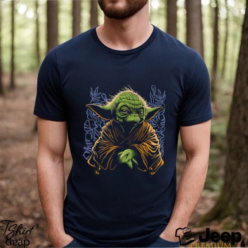 Star Wars Yoda size matters not art shirt