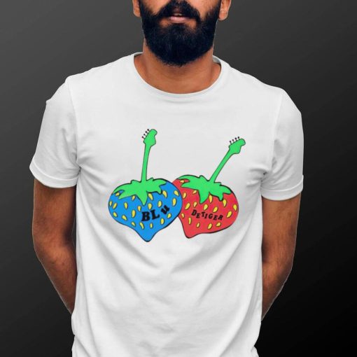 Strawberry Blu Detiger art shirt