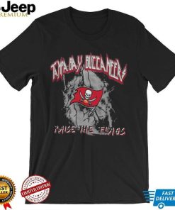 Tampa Bay Buccaneers WEAR by Erin Andrews Boyfriend T Shirt