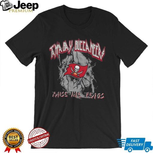 Tampa Bay Buccaneers WEAR by Erin Andrews Boyfriend T Shirt