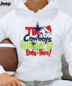 The Cowboys Grinch Lives Here Christmas Shirt