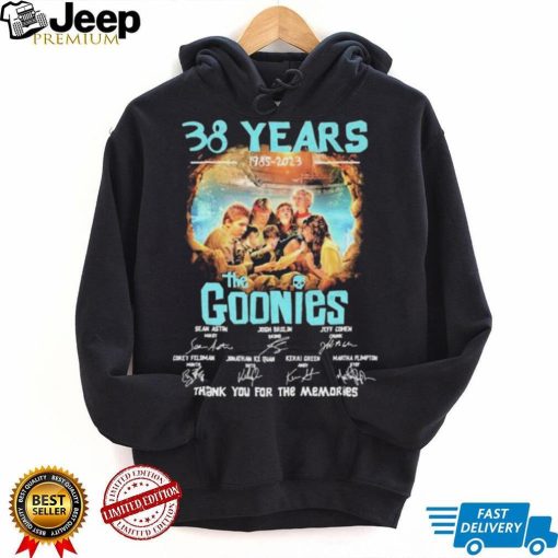 The Goonies 38 Years 1958 2023 Thank You For The Memories Signatures Shirt