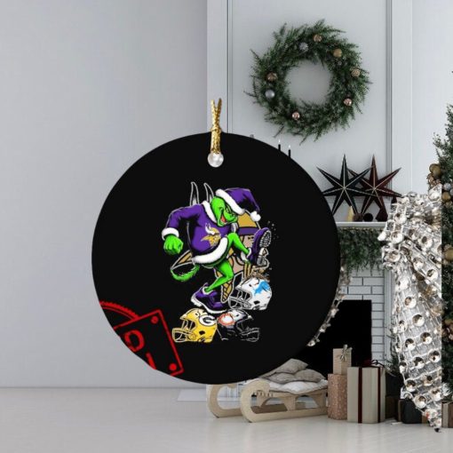 The Grinch Minnesota Vikings Stomp On NFL Teams Christmas Ornament