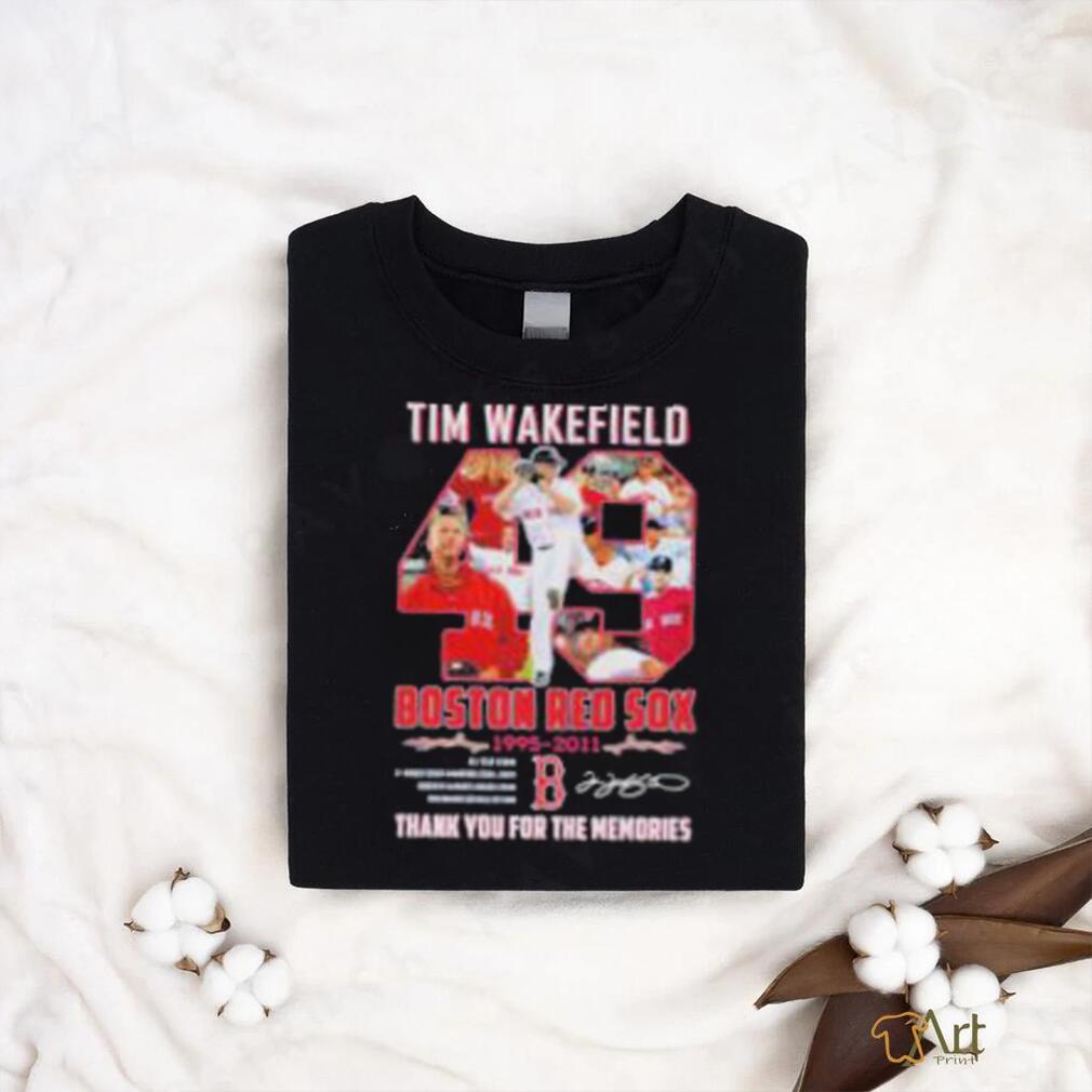 Tim Wakefield T Shirt MLB Shirt Boston Red Sox Sweatshirt - Family Gift  Ideas That Everyone Will Enjoy