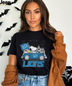 Detroit Lions Peanuts Snoopy Car Cartoon Sports Christmas Classic T Shirt