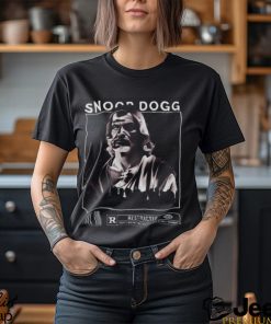 Typography Snoop Dog Statue shirt