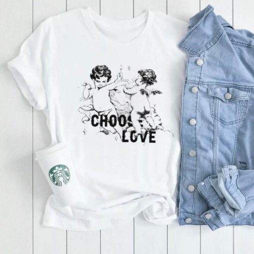 Urban Revivo choose love shirt