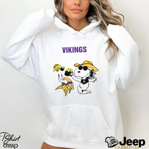 Vikings Snoopy Make Me Drink shirt,sweater