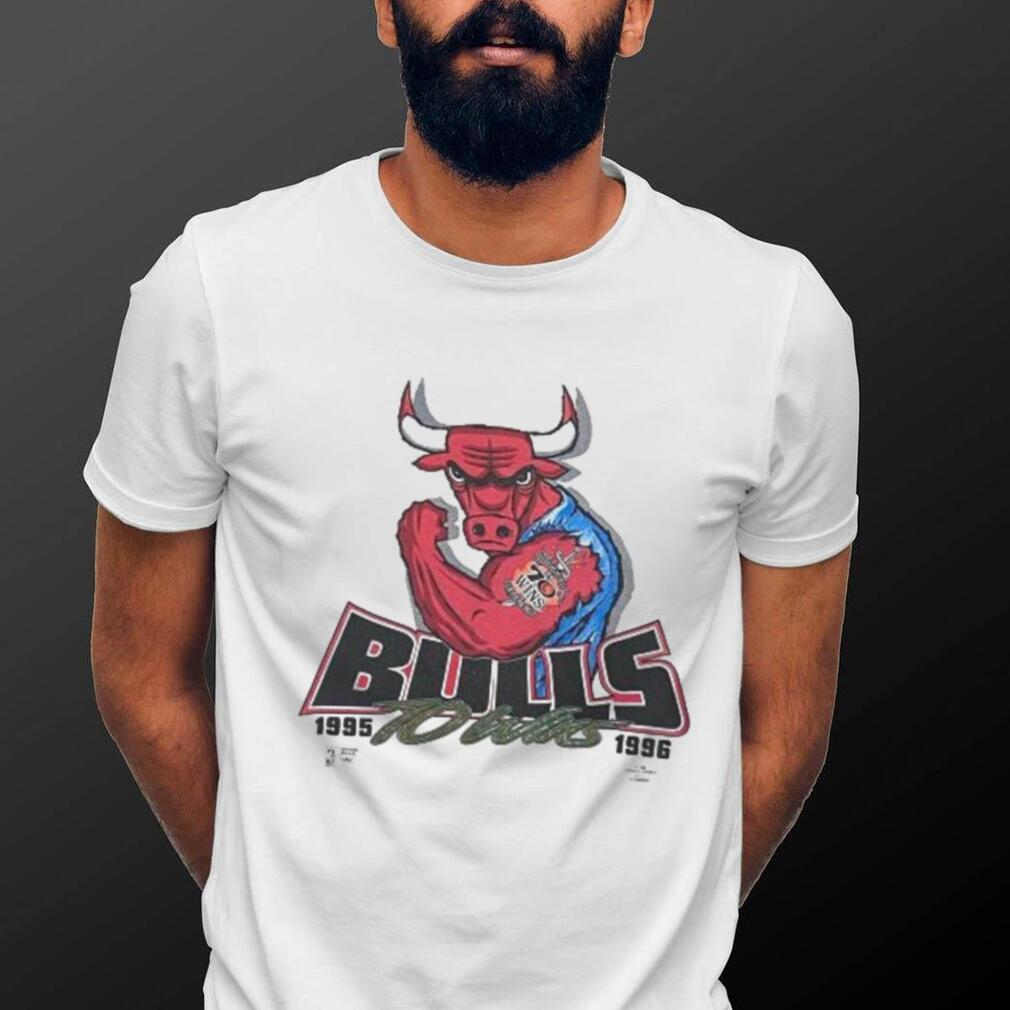 Vintage Style 90s Chicago Bulls 1996 Benny The Bull Tshirt Sweatshirt Hoodie  Crewneck Sweatshirt Pullover Reprinted Full Color Full Size Gifts for NBA  Fans - Limotees