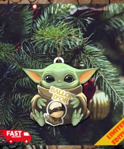 Baby Yoda Hug Ballon d’Or 2023 Cute Tree Decorations Christmas Gift Ornament