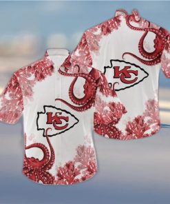 Kansas City Chiefs NFL Casual Trending Hawaiian Shirt Tropical Gift For Men And Women Fans
