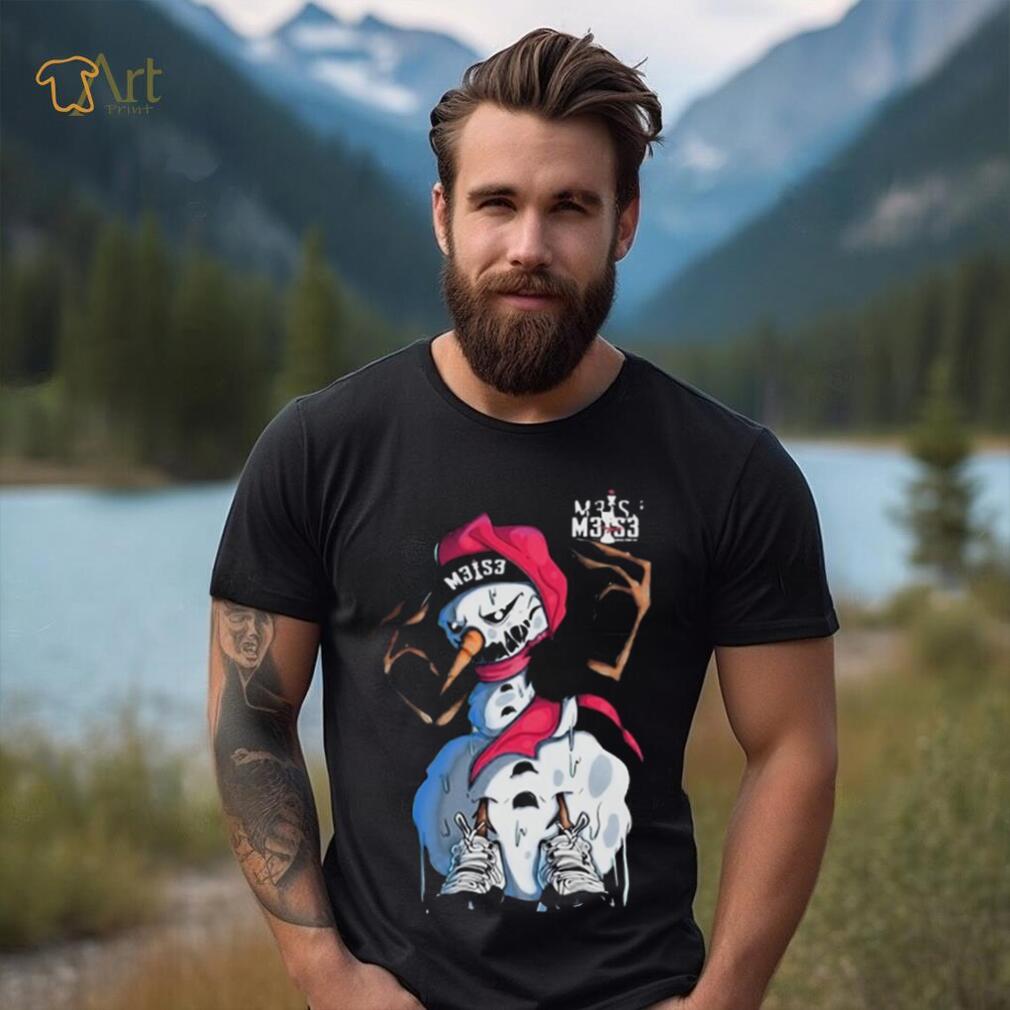 https://img.eyestees.com/teejeep/2023/snow-Man-Heavyweight-Shirt2.jpg