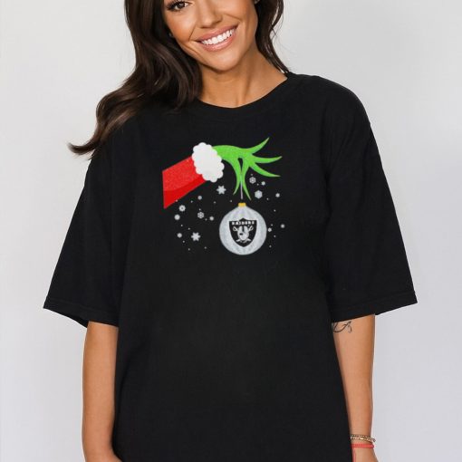 the Grinch Ornament Oakland Raiders Christmas shirt