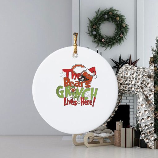 the bears grinch lives here christmas ornament Circle