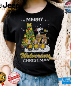 2024 Michigan Wolverines Snoopy And Friends Merry Christmas Shirt