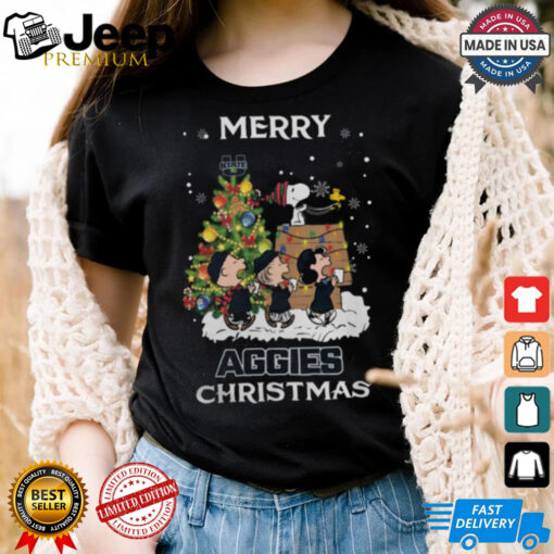 2024 Utah State Aggies Snoopy And Friends Merry Christmas Shirt