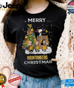 2024 West Virginia Mountaineers Snoopy And Friends Merry Christmas Shirt