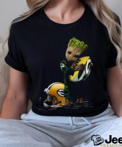 Baby Groot Hugging Green Bay Packers T Shirt