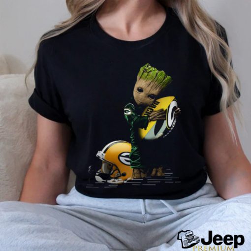 Baby Groot Hugging Green Bay Packers T Shirt