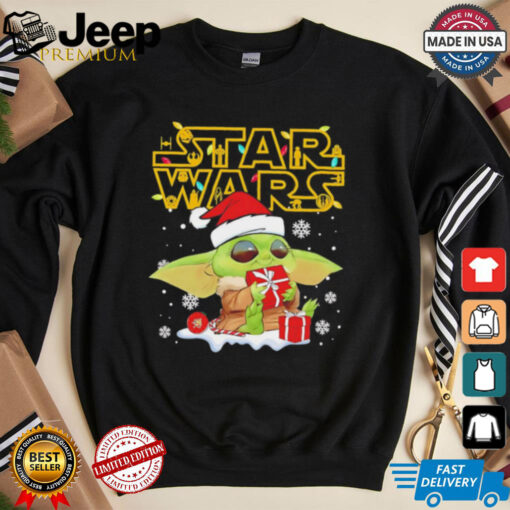 Baby Yoda Starwars Christmas gift shirt