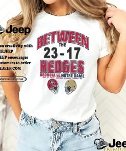 Between the Hedges Georgia Bulldogs vs. Notre Dame Fighting Irish 2019 Football Score T Shirt