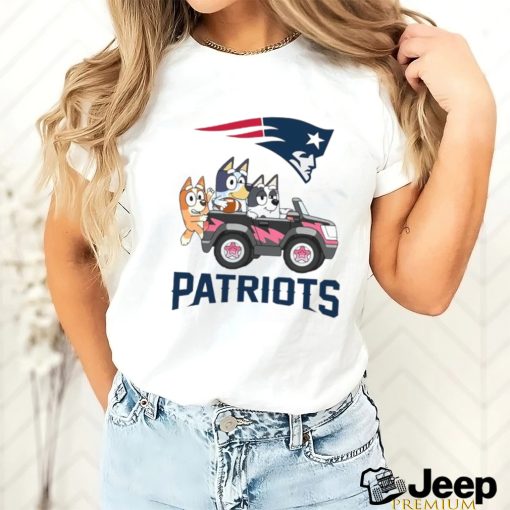 Bluey fun in the car with New England Patriots football shirt