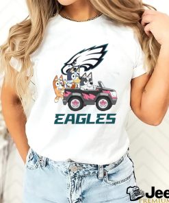 Bluey fun in the car with Philadelphia Eagles football shirt