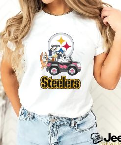 Bluey fun in the car with Pittsburgh Steelers football shirt