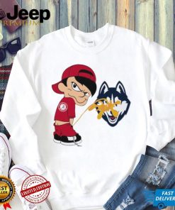 Boy Alabama Crimson Tide piss on Uconn Huskies logo 2024 shirt