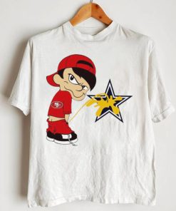 Boy fan San Francisco 49ers piss on Dallas Cowboys logo shirt