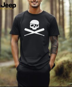 Bryan reynolds skull and cross T shirt