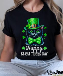 Cat portrait wear green hat happy St. cat tricks day st Patrick’s day cat shirt