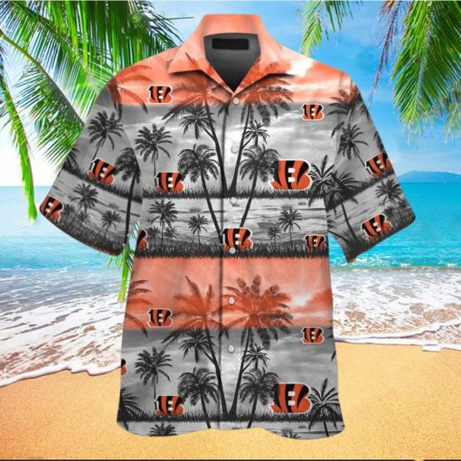 Cincinnati Bengals Short Sleeve Button Up Tropical Hawaiian Shirt VER012