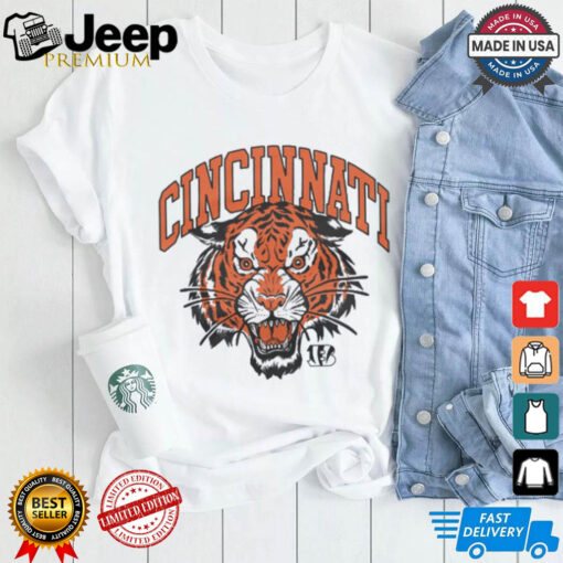 Cincinnati Bengals Tiger Head Crewneck shirt