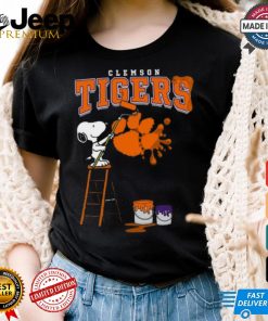 Clemson Tigers Snoopy Painting Shirt