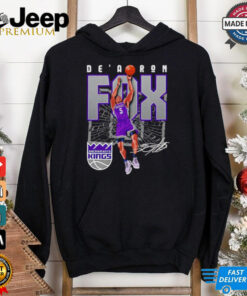 De’Aaron Fox Sacramento Kings Basketball shattered signature shirt