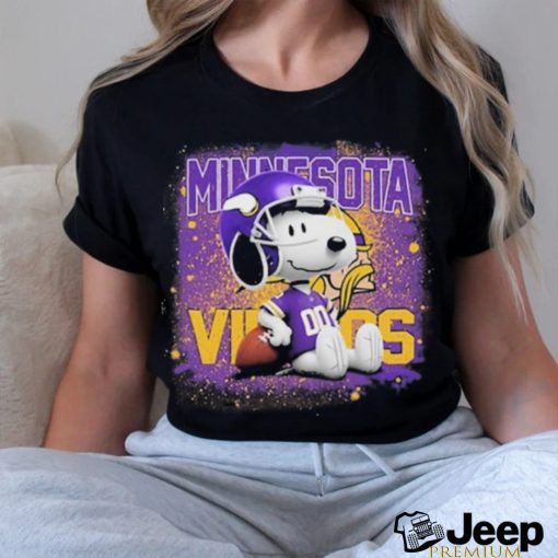 Design minnesota Vikings Mix Snoopy T Shirt