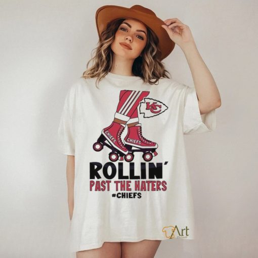 Funny Rollin Past The Hatters Kansas City Chiefs roller skates shirt