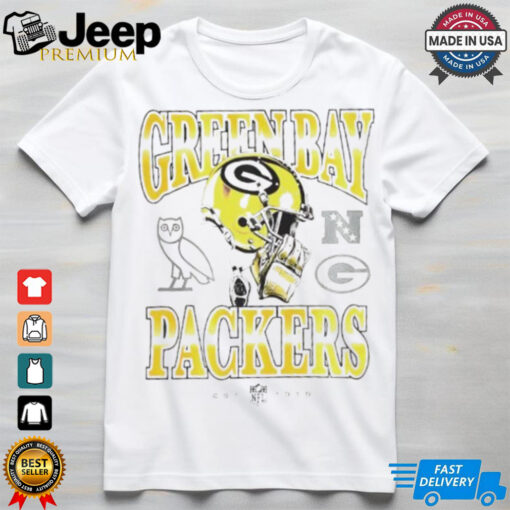Green Bay Packers Helmet Graphic Shirt   NFL Edition