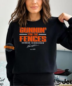 Gunnin’ For The Fences Gunnar Henderson Baltimore Orioles signature t shirt