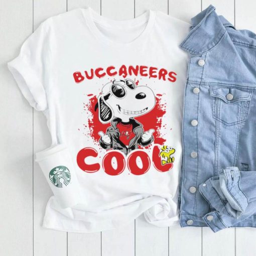 Happy Snoopy cartoon Tampa Bay Buccaneers cool logo 2024 shirt