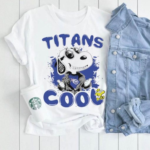 Happy Snoopy cartoon Tennessee Titans cool logo 2024 shirt