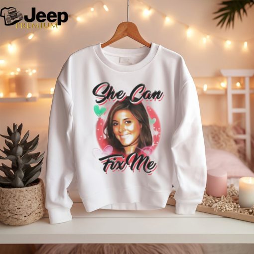 Italian Woman Can Fix Me T Shirt