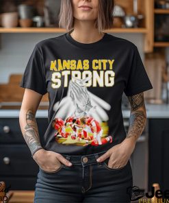 Kansas City Strong players kneel shirt