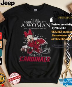 Louisville Cardinals x Minnie Mouse Never Underestimate A Woman Who Understands Football shirt