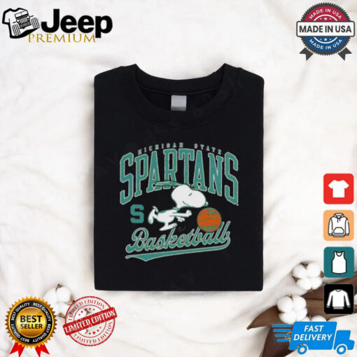 Michigan State Spartans basketball Snoopy shirt