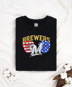 Milwaukee Brewers America Flags Celebrating 4th Of July T Shirt