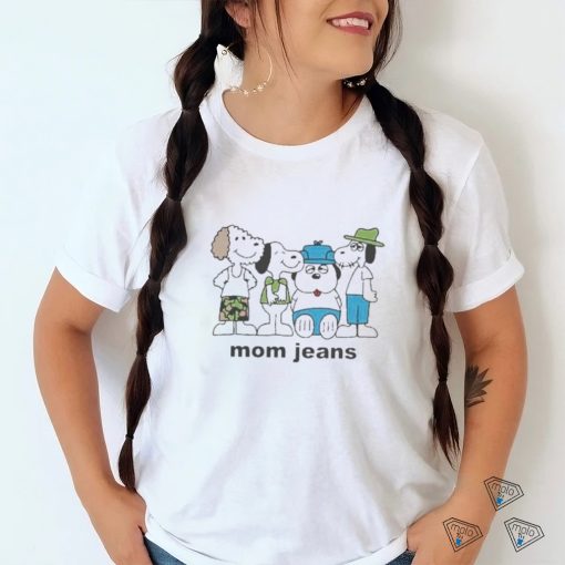 Mom Jeans Snoopy T shirt