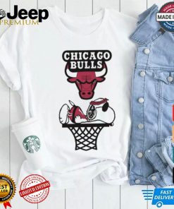 NBA Snoopy Chicago Bulls T Shirt