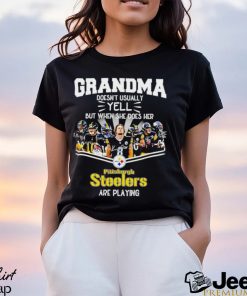 NFL Grandma Doesn’t Usually Yell But When She Does Her Pittsburgh Steelers Are Playing Football Team signature shirt